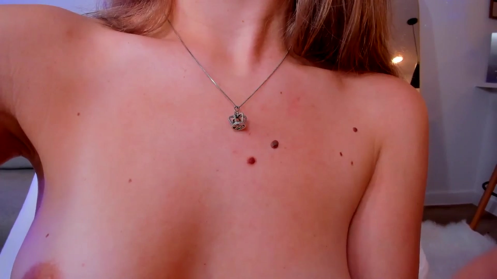 Gallery image thumbnail from Just_Vi's myfreecams stream on, 08/16/2025, 07:26 image 12 of 20