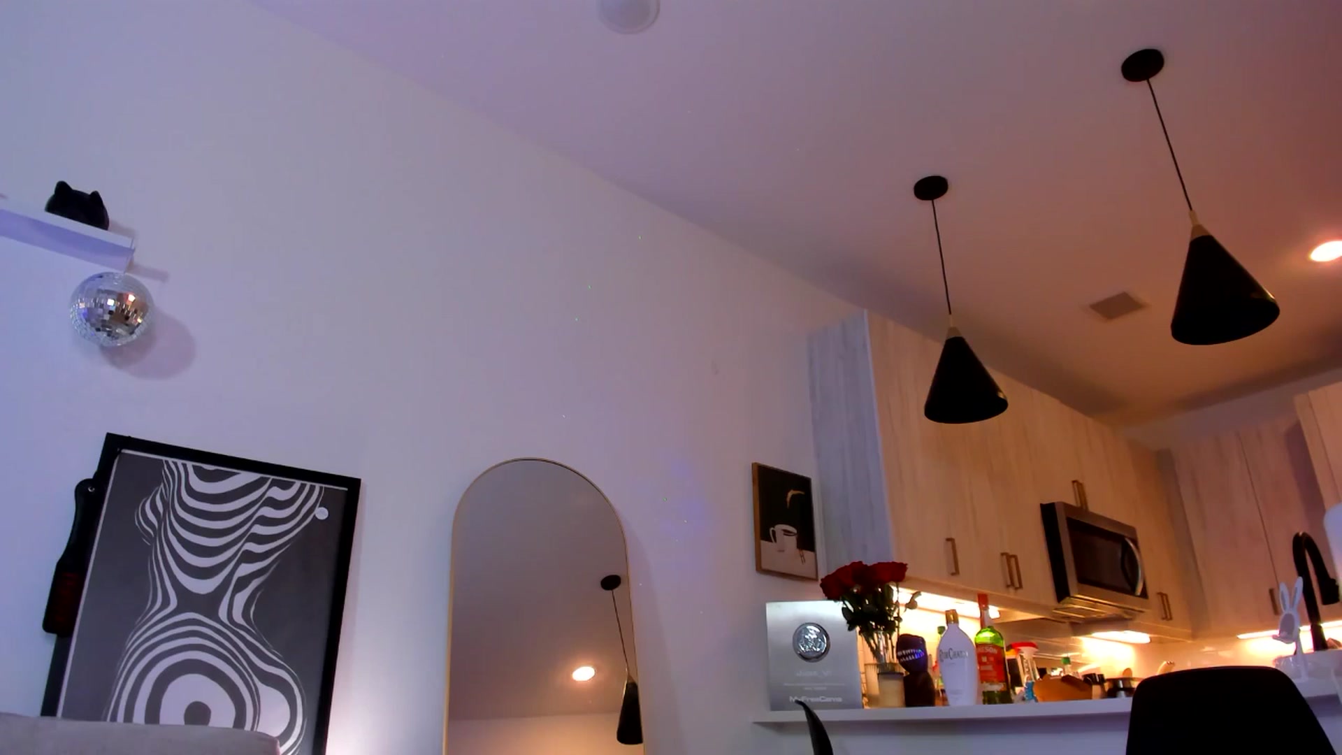 Gallery image thumbnail from Just_Vi's myfreecams stream on, 08/16/2025, 07:26 image 17 of 20