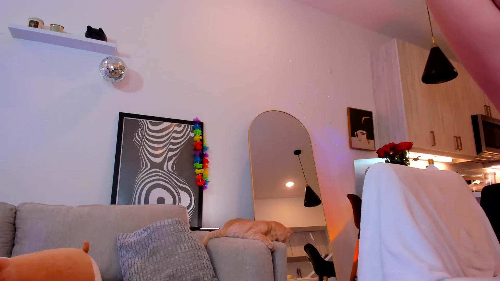 Gallery image thumbnail from Just_Vi's myfreecams stream on, 08/17/2025, 07:11 image 6 of 20