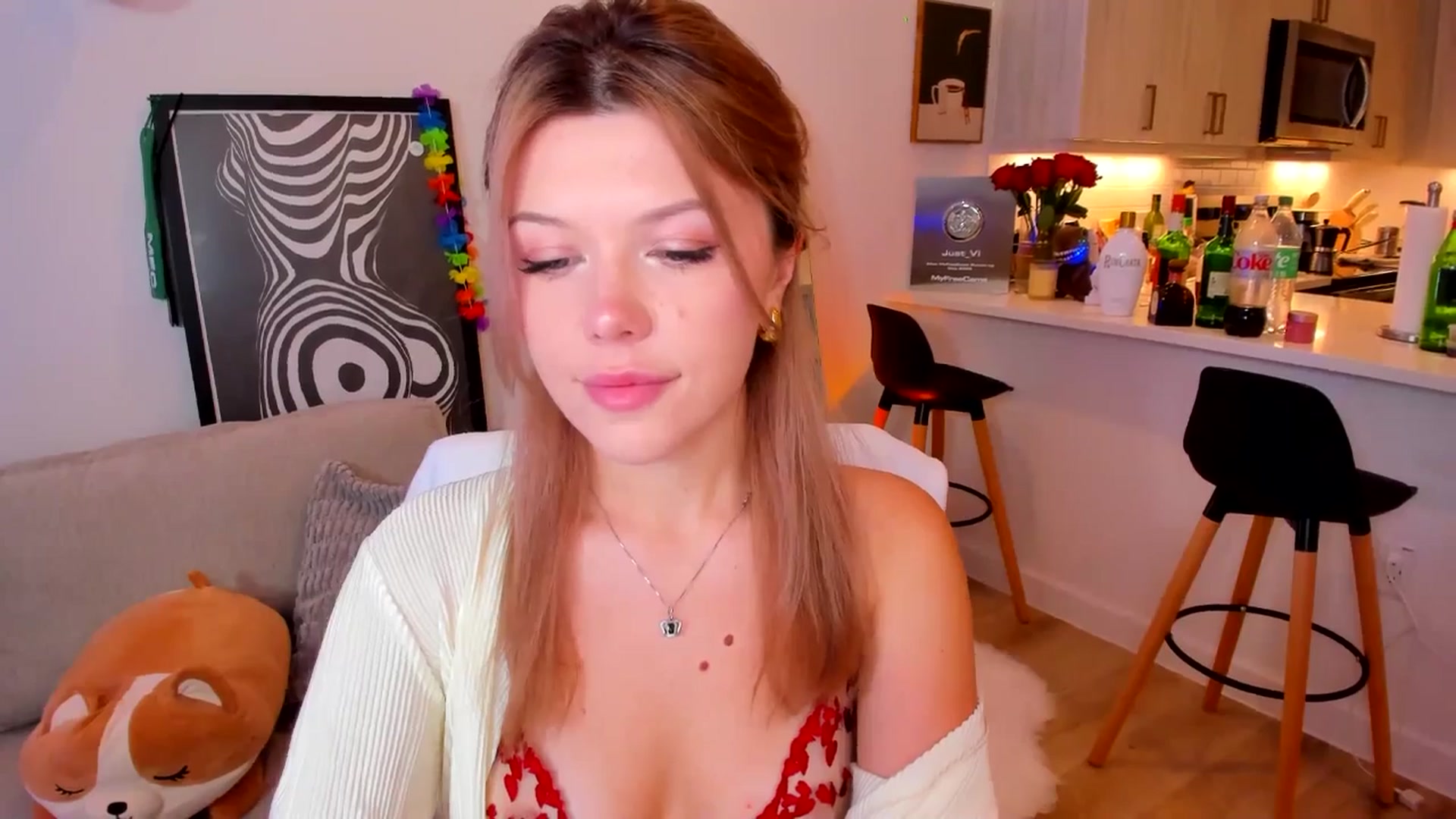 Gallery image thumbnail from Just_Vi's myfreecams stream on, 08/19/2025, 05:27 image 7 of 20