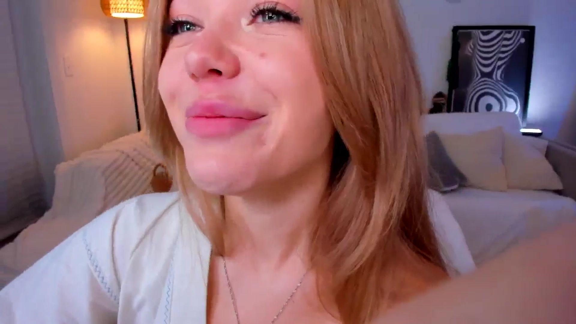 Gallery image thumbnail from Just_Vi's myfreecams stream on, 08/31/2025, 06:26 image 8 of 20