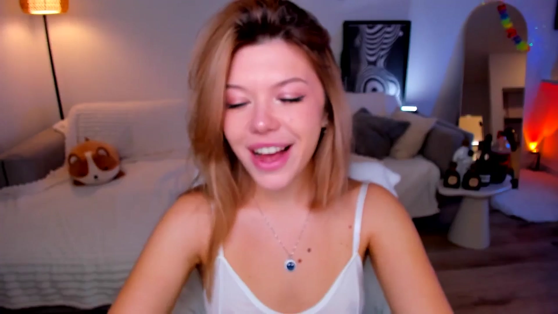 Gallery image thumbnail from Just_Vi's myfreecams stream on, 09/02/2025, 04:52 image 7 of 20