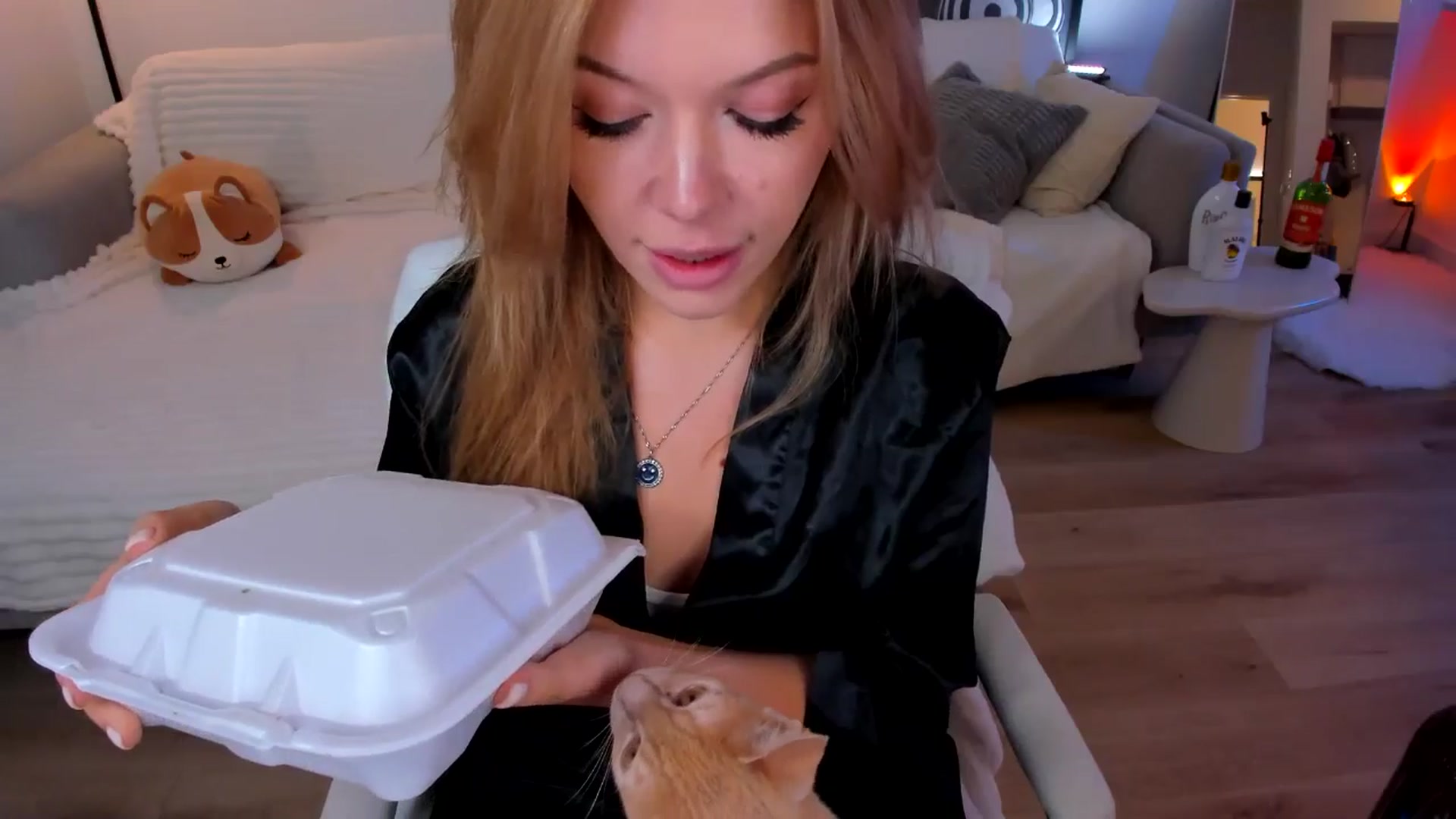 Gallery image thumbnail from Just_Vi's myfreecams stream on, 09/02/2025, 06:10 image 6 of 20