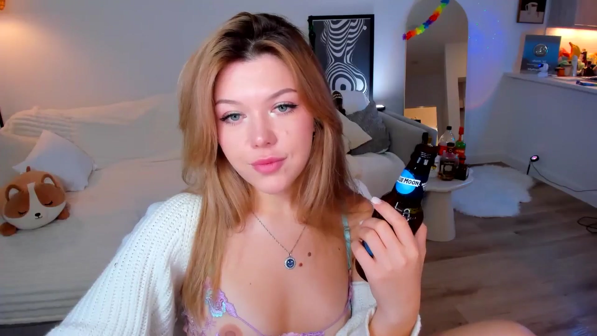 Gallery image thumbnail from Just_Vi's myfreecams stream on, 09/04/2025, 04:07 image 12 of 20