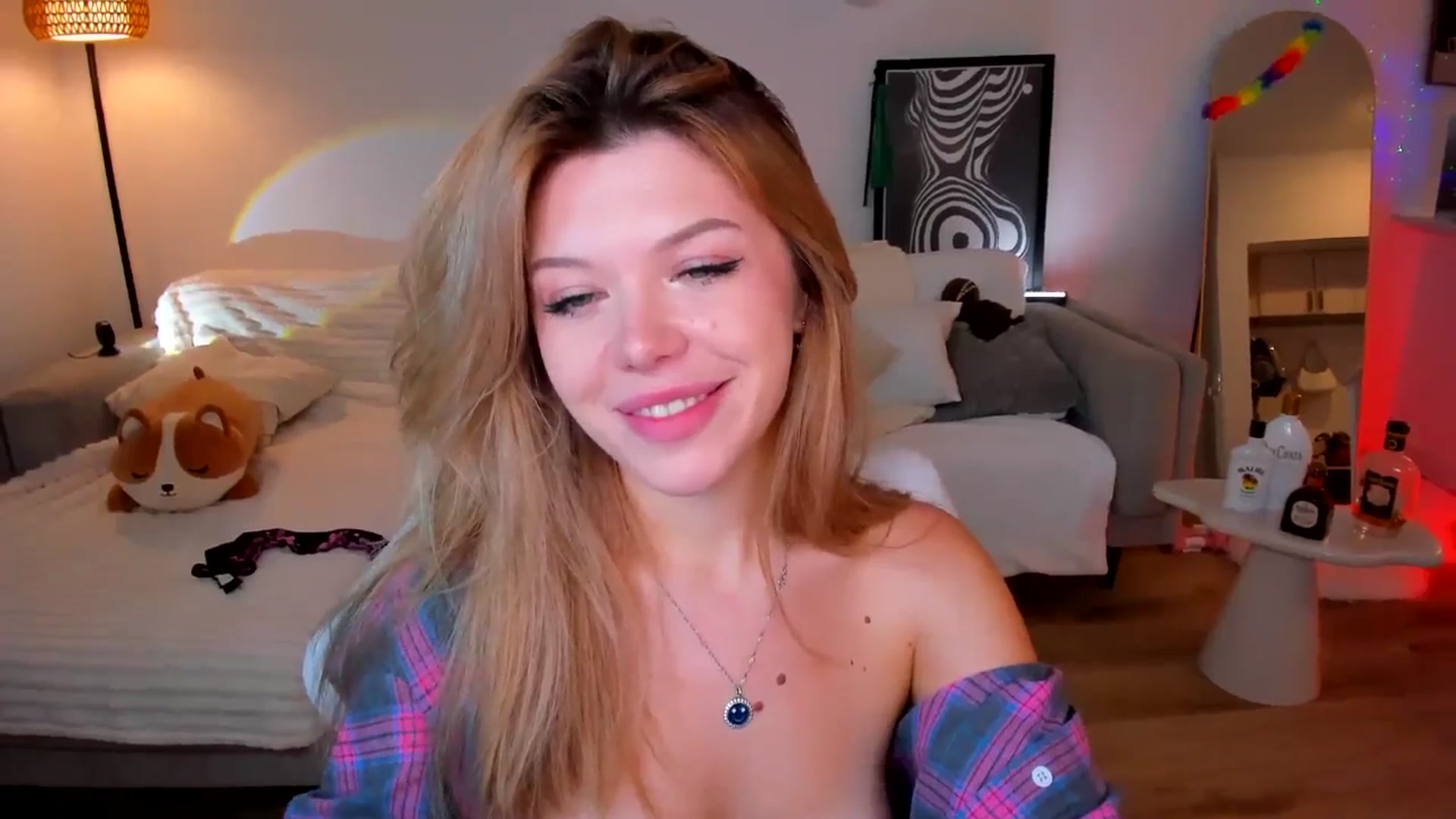 Gallery image thumbnail from Just_Vi's myfreecams stream on, 09/06/2025, 05:13 image 19 of 20