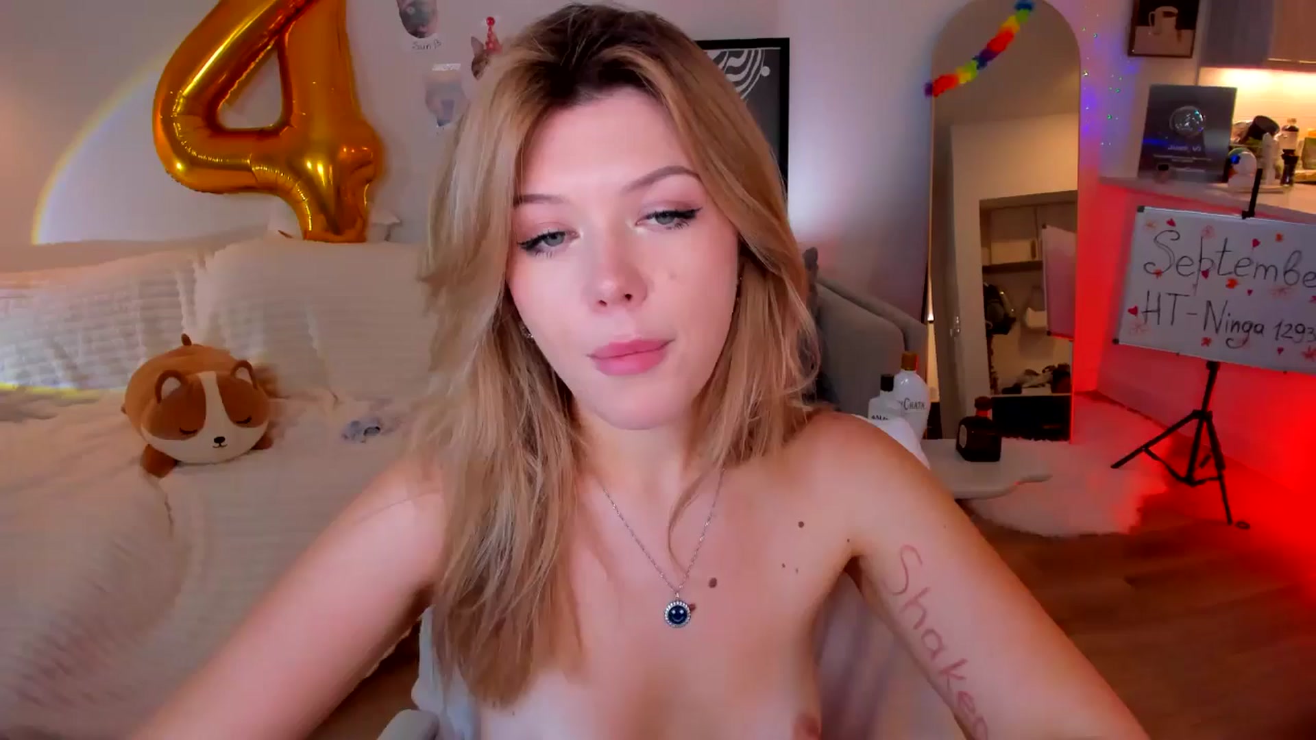 Gallery image thumbnail from Just_Vi's myfreecams stream on, 09/07/2025, 06:24 image 11 of 20