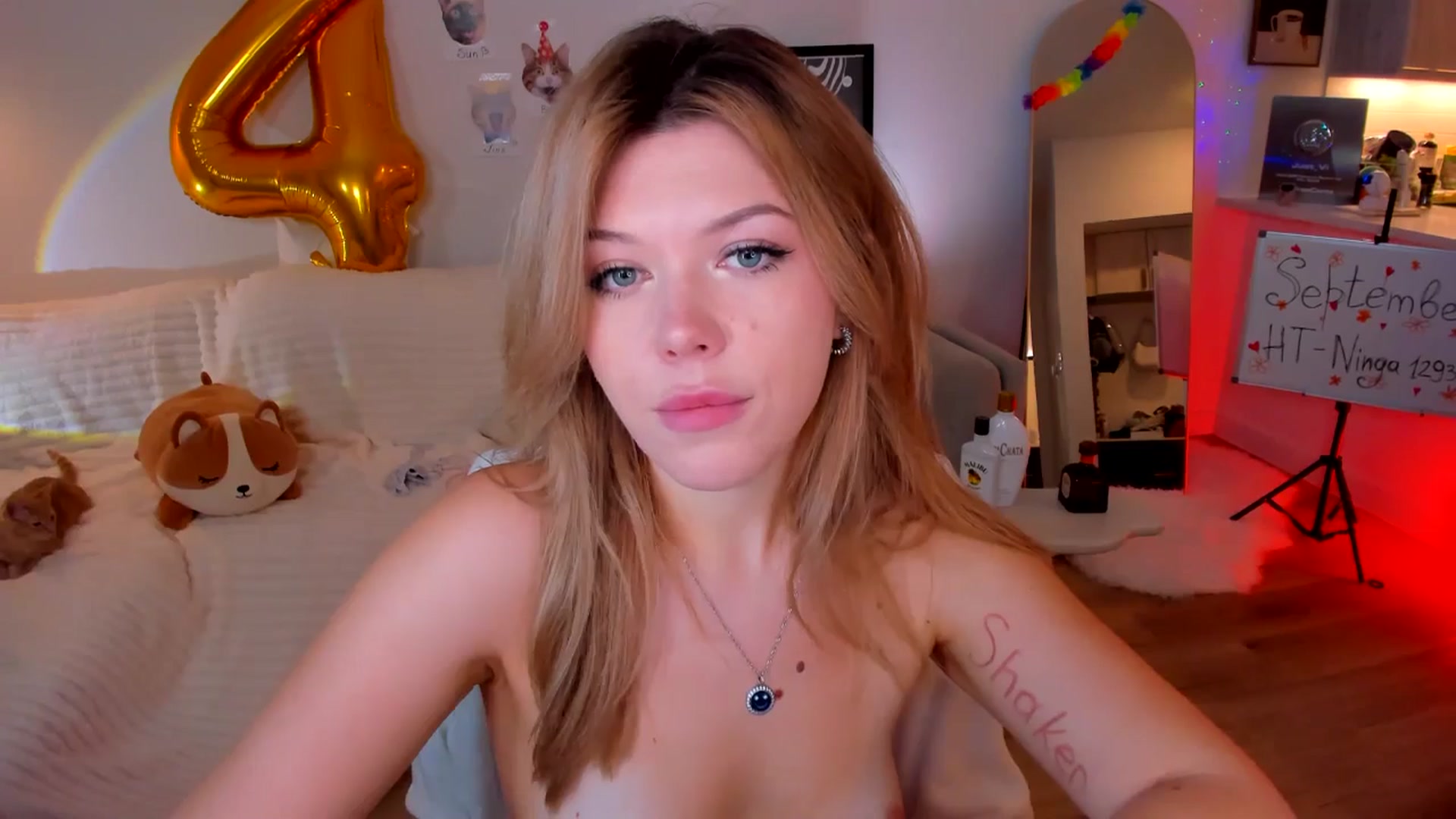 Gallery image thumbnail from Just_Vi's myfreecams stream on, 09/07/2025, 06:24 image 18 of 20