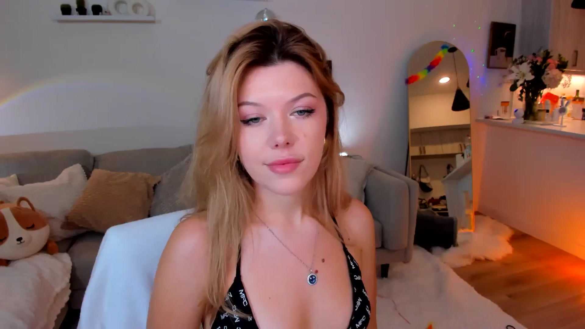 Gallery image thumbnail from Just_Vi's myfreecams stream on, 09/11/2025, 04:08 image 20 of 20