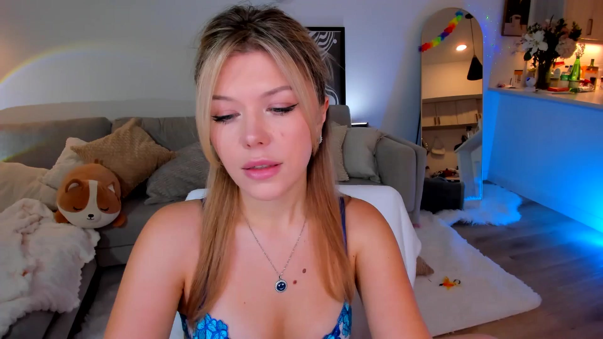Gallery image thumbnail from Just_Vi's myfreecams stream on, 09/12/2025, 07:18 image 2 of 20