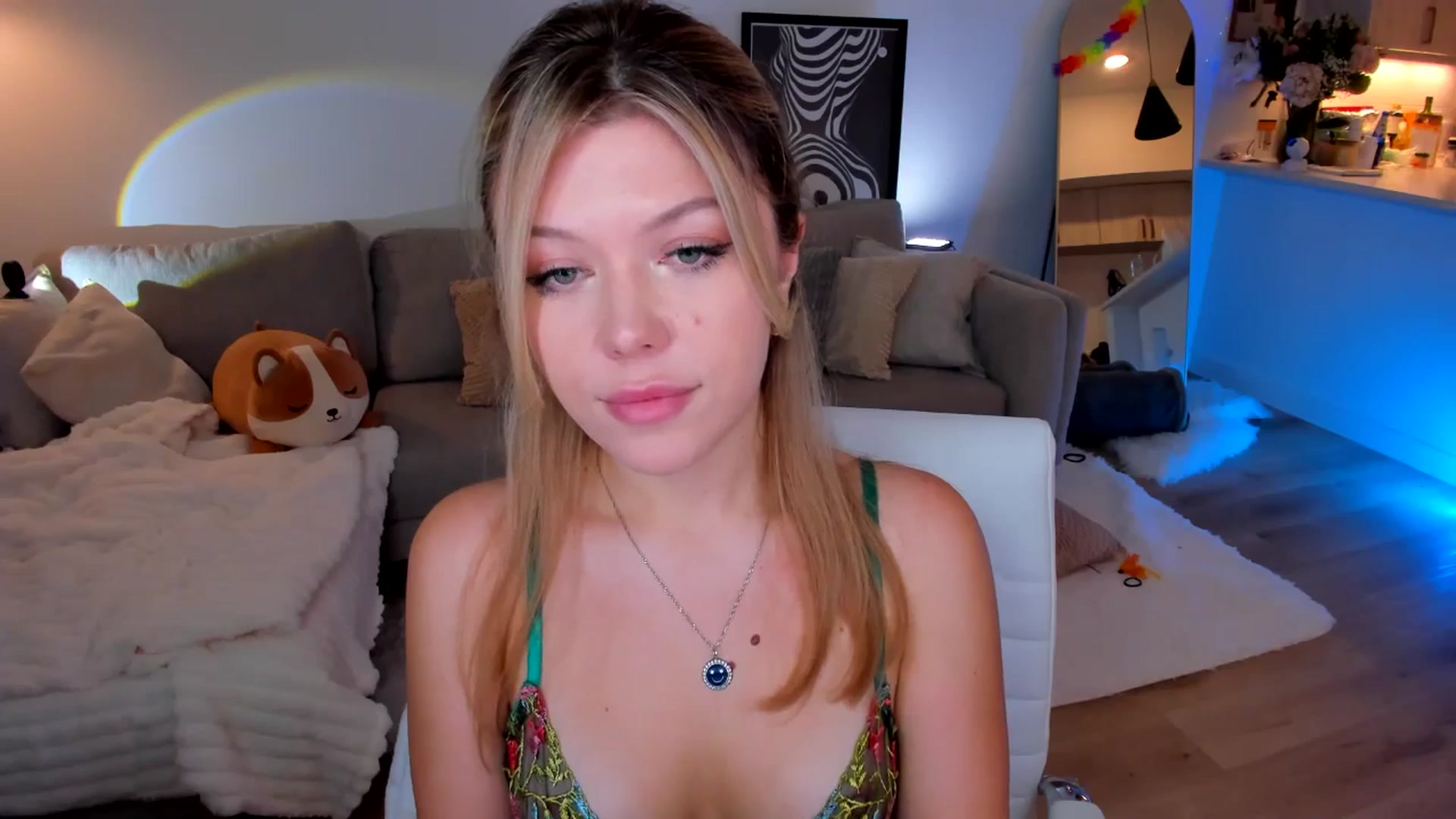 Gallery image thumbnail from Just_Vi's myfreecams stream on, 09/13/2025, 07:40 image 20 of 20
