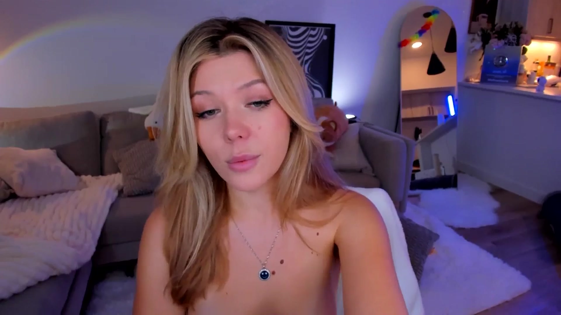 Gallery image thumbnail from Just_Vi's myfreecams stream on, 09/14/2025, 06:41 image 15 of 20
