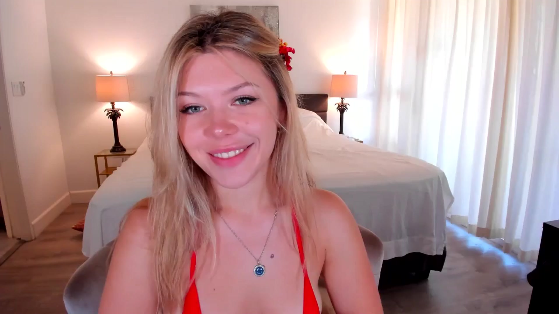 Gallery image thumbnail from Just_Vi's myfreecams stream on, 09/20/2025, 02:23 image 1 of 20