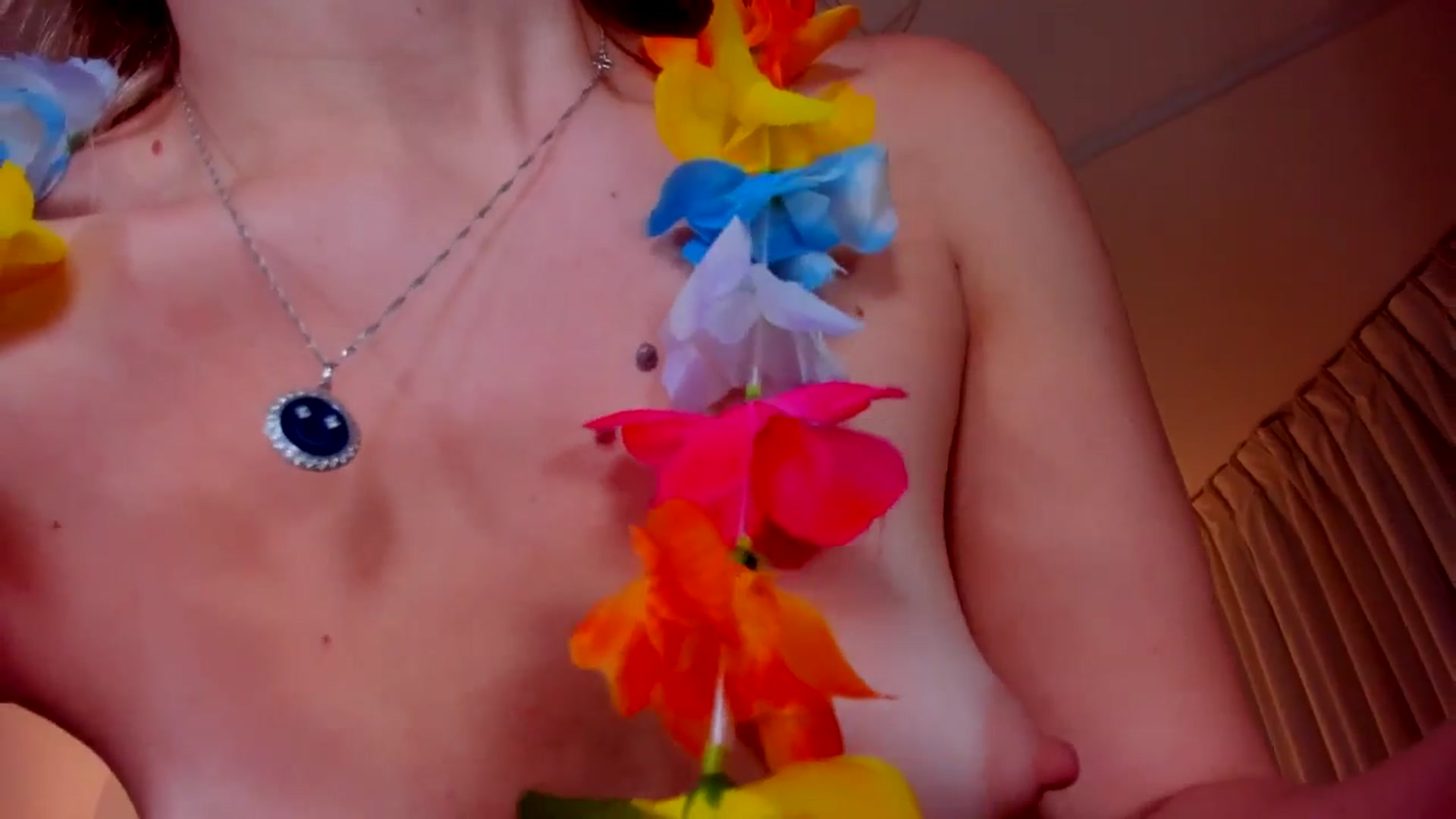 Gallery image thumbnail from Just_Vi's myfreecams stream on, 09/21/2025, 07:30 image 15 of 20
