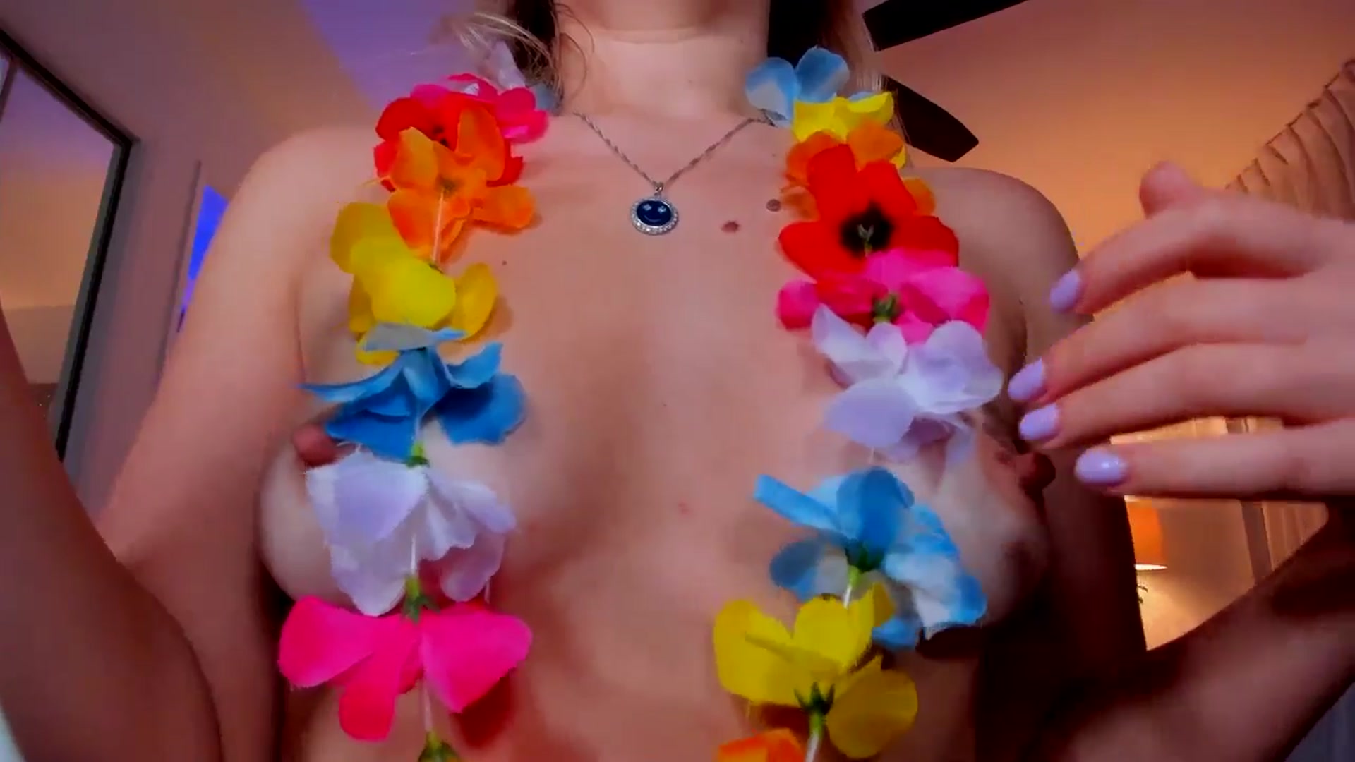 Gallery image thumbnail from Just_Vi's myfreecams stream on, 09/23/2025, 08:21 image 15 of 20