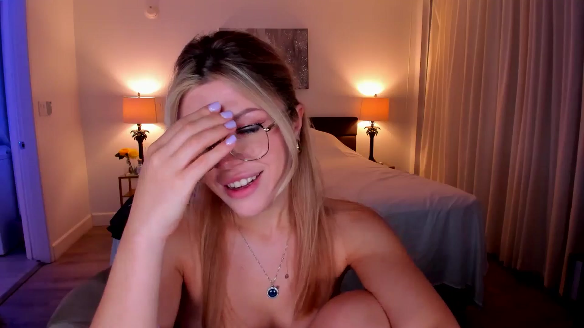 Gallery image thumbnail from Just_Vi's myfreecams stream on, 09/23/2025, 08:21 image 11 of 20