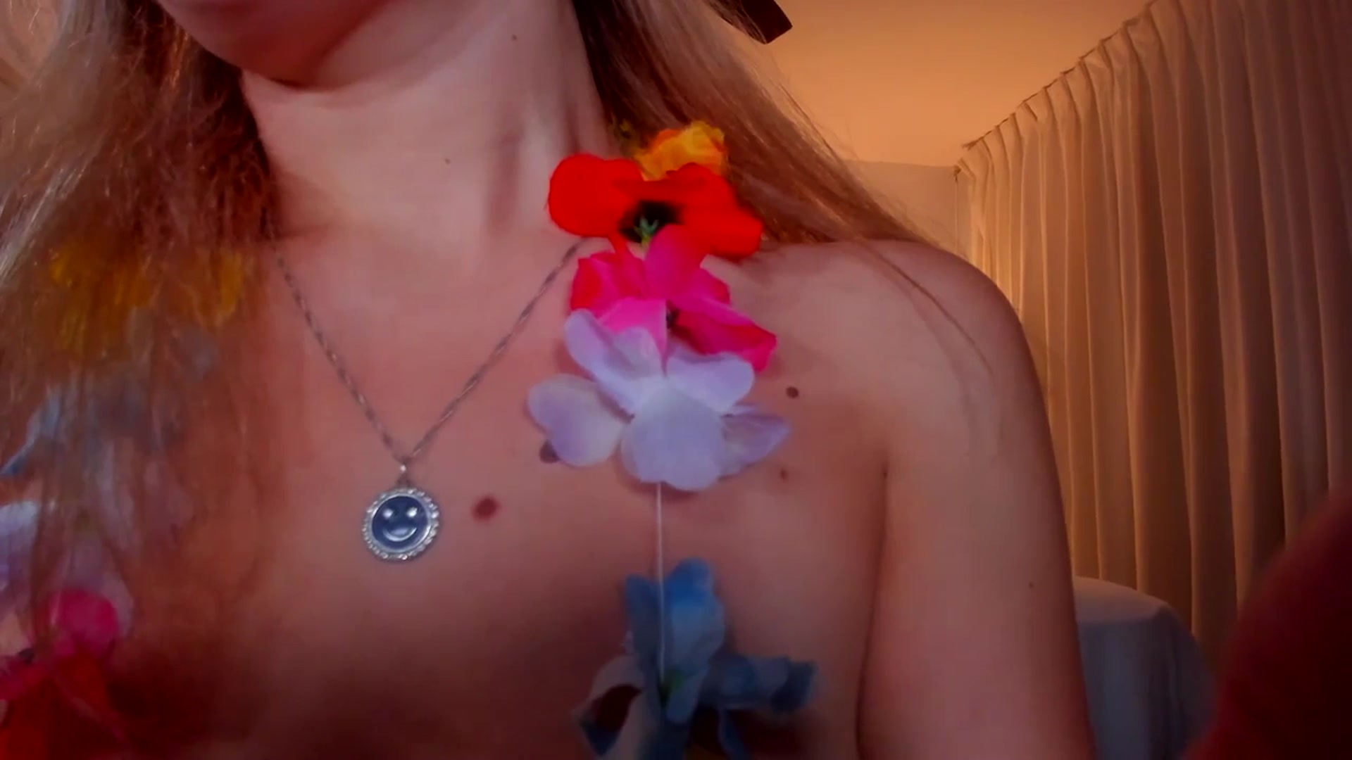 Gallery image thumbnail from Just_Vi's myfreecams stream on, 09/25/2025, 08:14 image 18 of 20