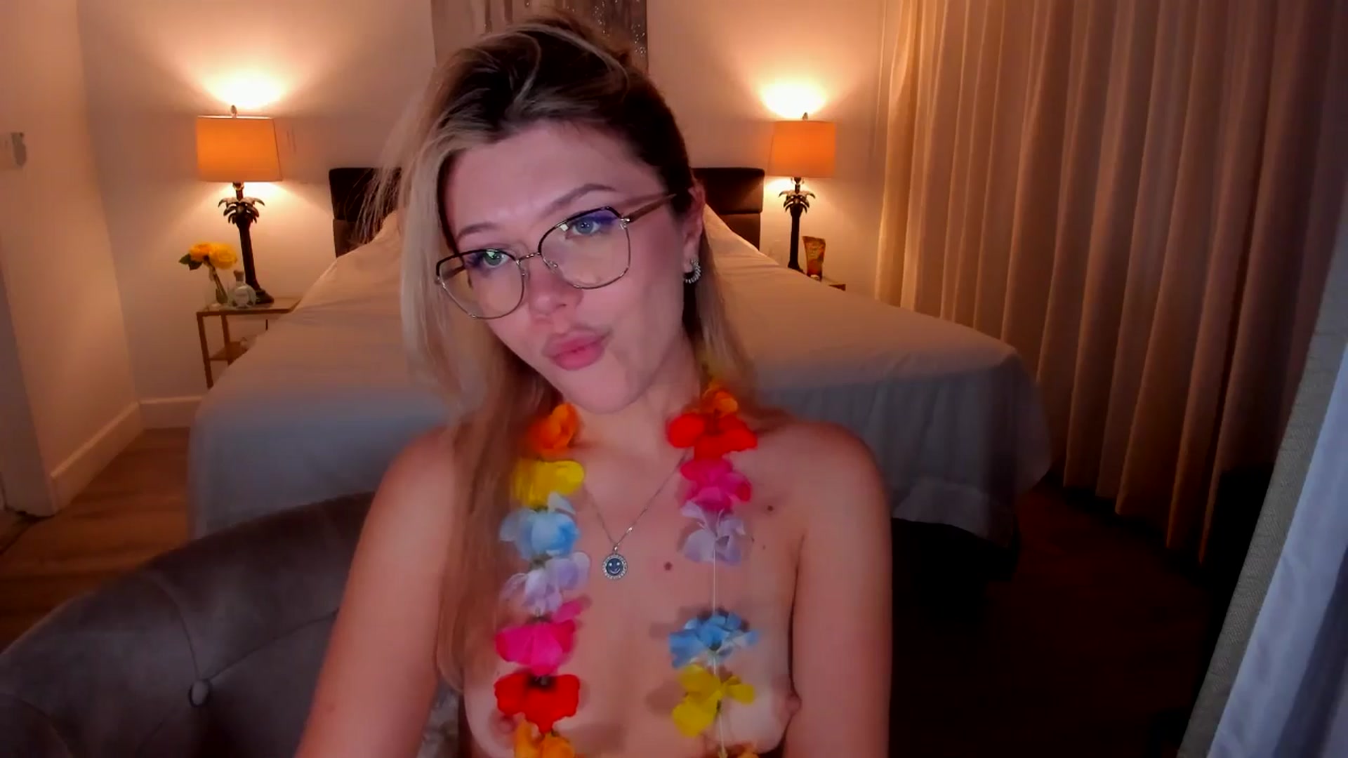 Gallery image thumbnail from Just_Vi's myfreecams stream on, 09/25/2025, 08:14 image 12 of 20