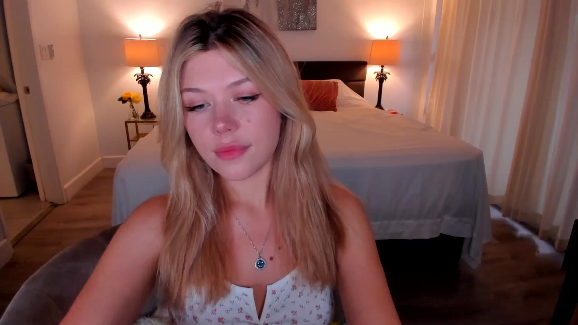 Gallery image thumbnail from Just_Vi's myfreecams stream on, 10/02/2025, 06:13 image 6 of 20