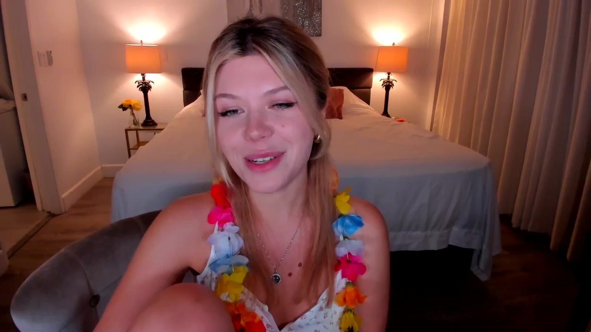 Gallery image thumbnail from Just_Vi's myfreecams stream on, 10/02/2025, 08:34 image 4 of 20