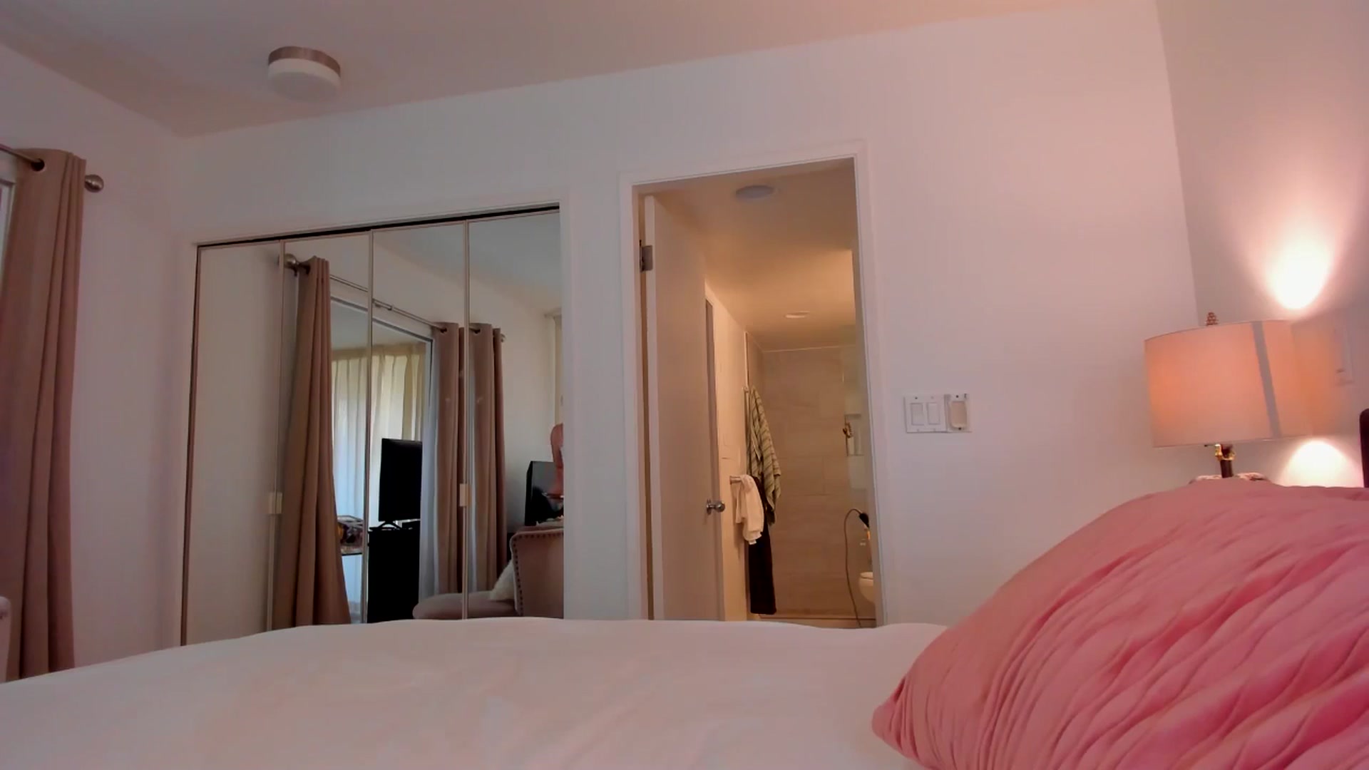 Gallery image thumbnail from Just_Vi's myfreecams stream on, 10/09/2025, 01:10 image 5 of 20