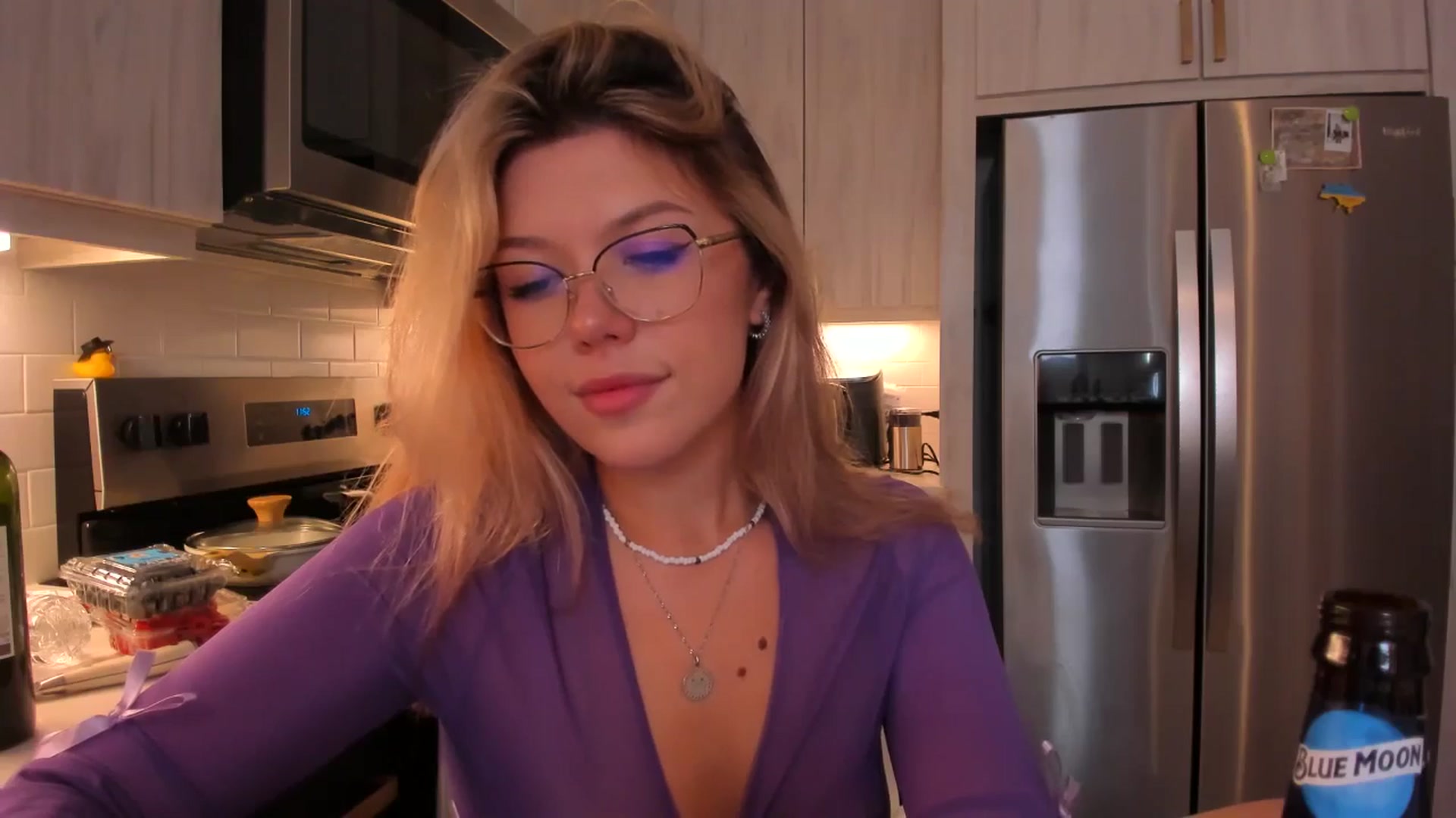 Gallery image thumbnail from Just_Vi's myfreecams stream on, 10/26/2025, 08:00 image 6 of 20