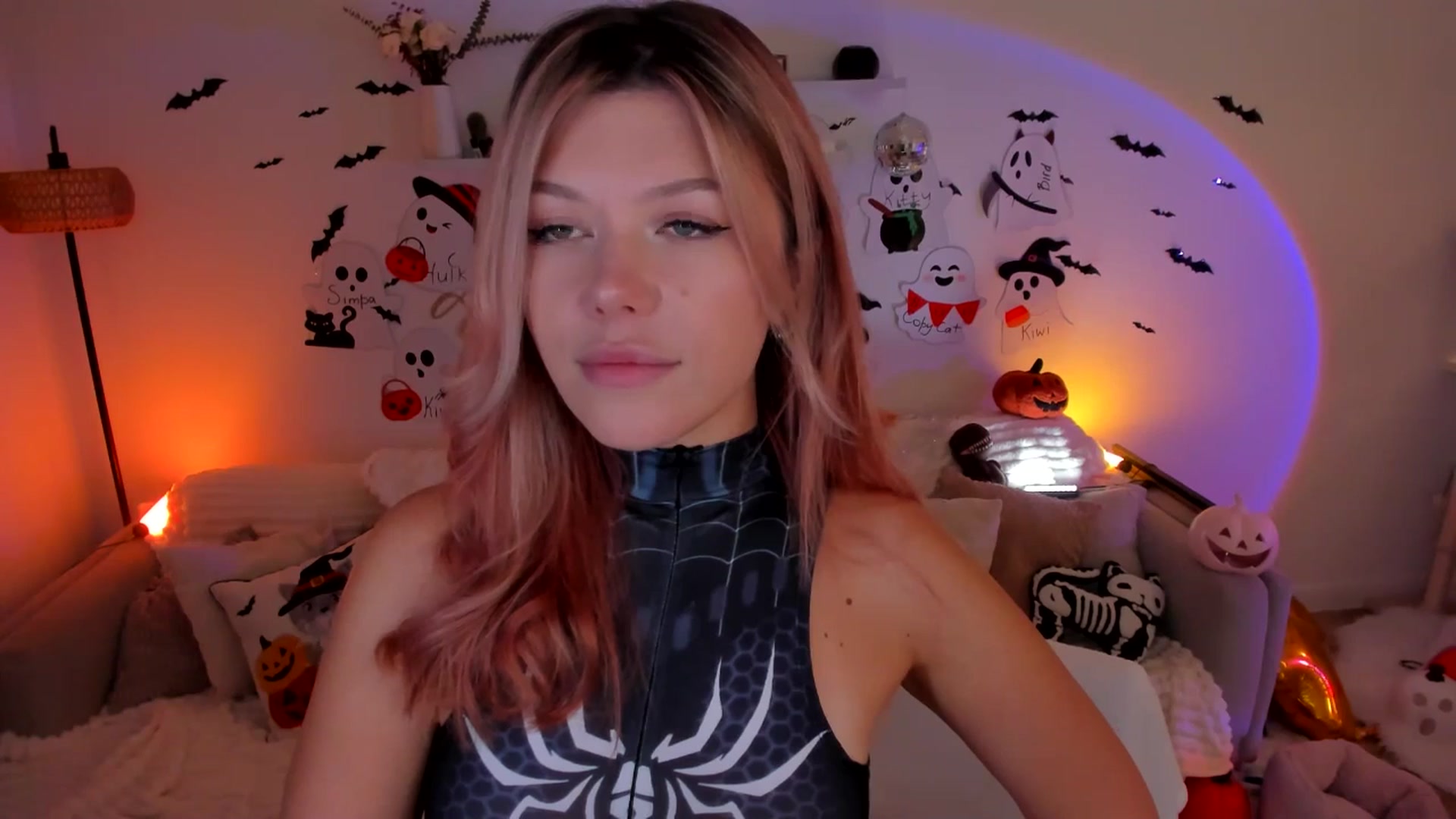 Gallery image thumbnail from Just_Vi's myfreecams stream on, 10/30/2025, 04:44 image 13 of 20