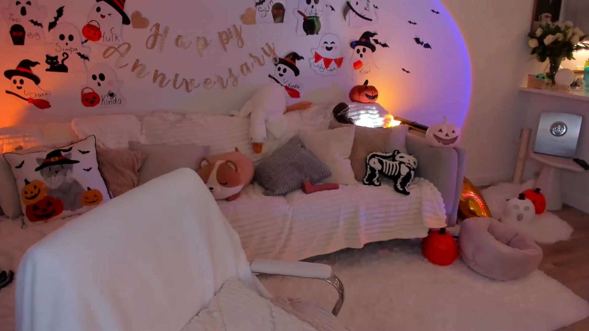 Gallery image thumbnail from Just_Vi's myfreecams stream on, 10/30/2025, 06:25 image 19 of 20