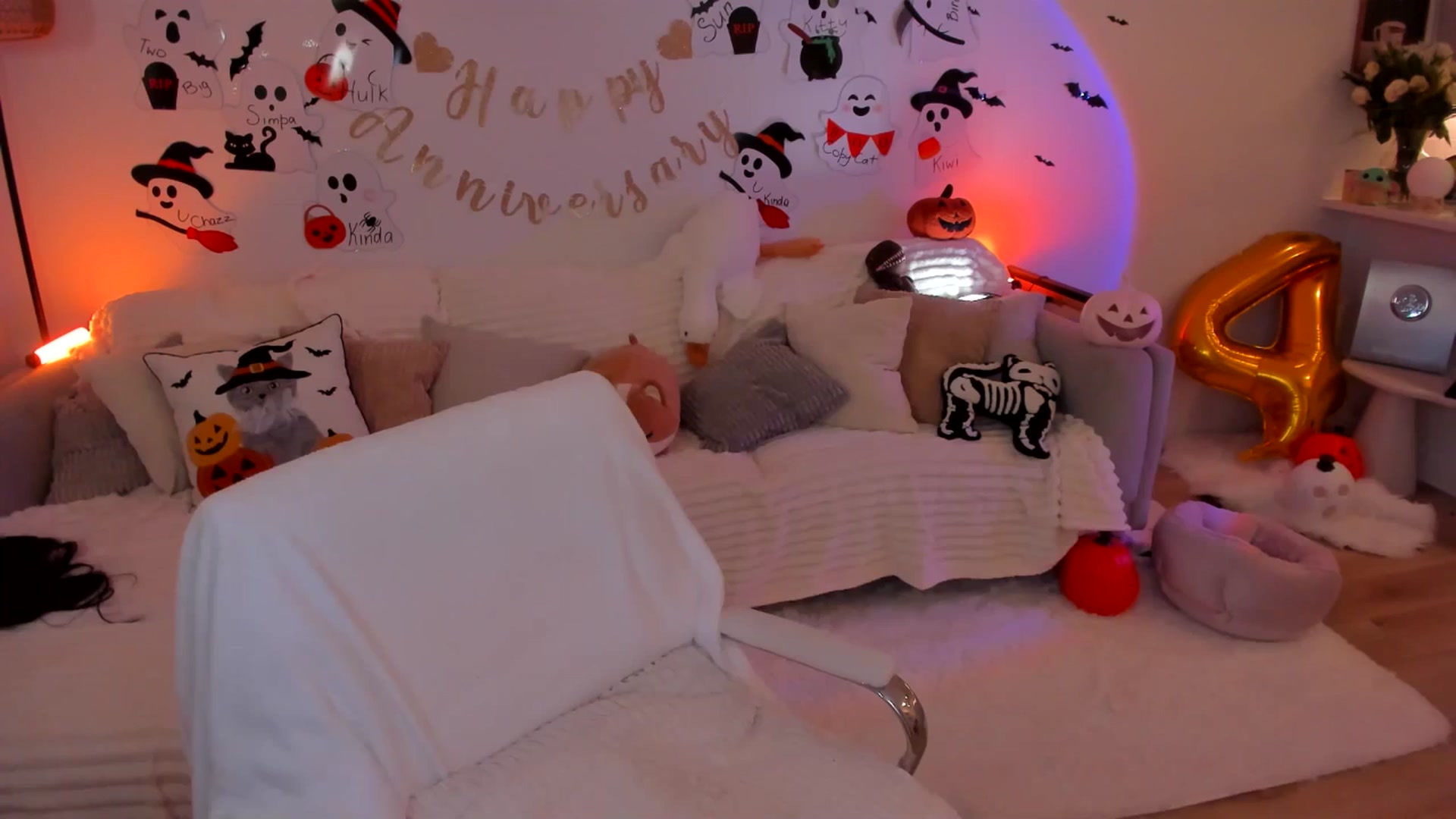 Gallery image thumbnail from Just_Vi's myfreecams stream on, 11/01/2025, 08:11 image 8 of 20