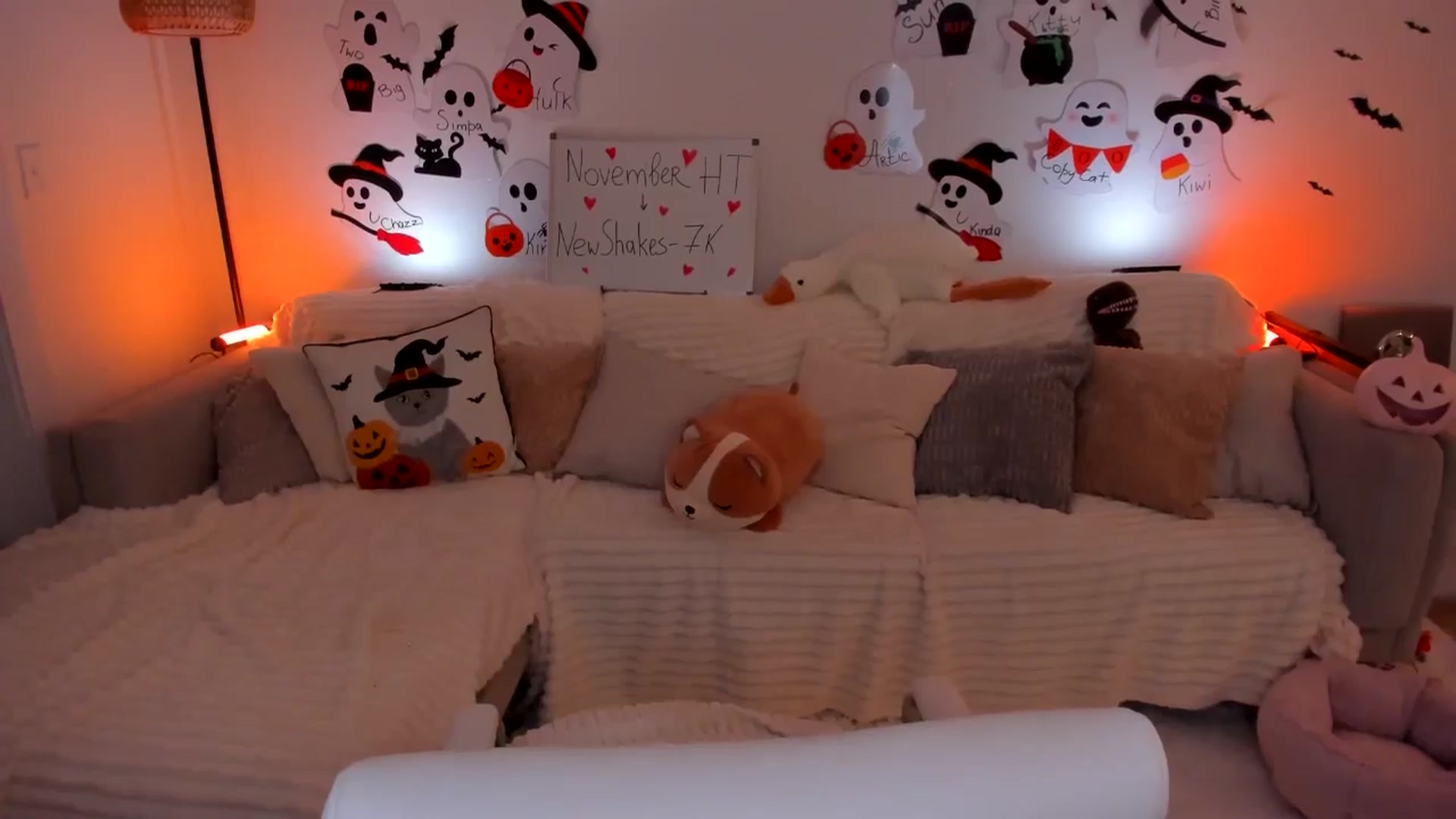 Gallery image thumbnail from Just_Vi's myfreecams stream on, 11/04/2025, 05:55 image 20 of 20