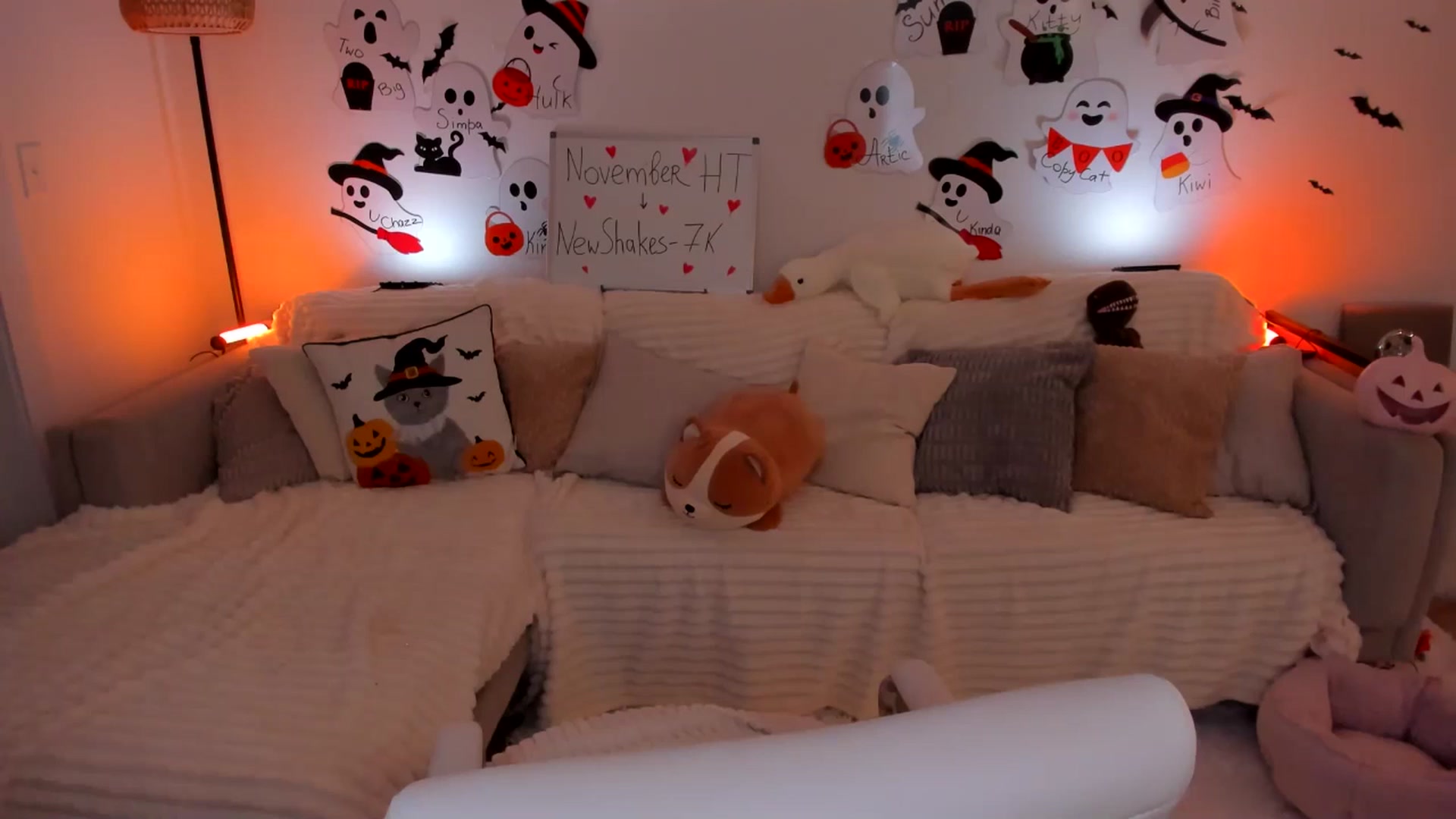 Gallery image thumbnail from Just_Vi's myfreecams stream on, 11/04/2025, 05:55 image 17 of 20