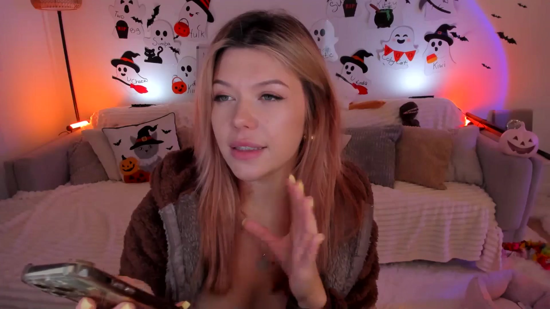 Gallery image thumbnail from Just_Vi's myfreecams stream on, 11/04/2025, 06:50 image 13 of 20