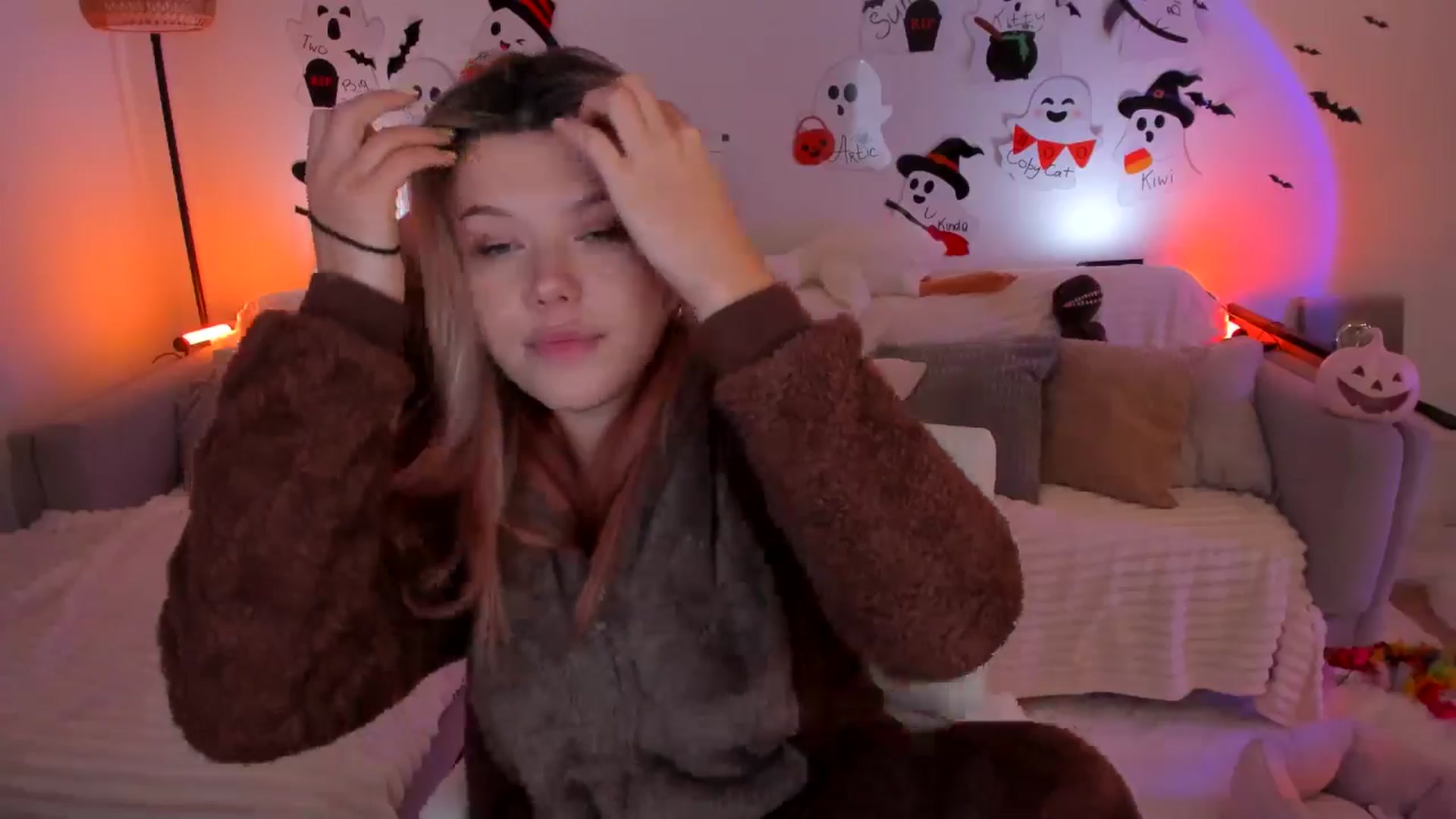 Gallery image thumbnail from Just_Vi's myfreecams stream on, 11/04/2025, 06:50 image 7 of 20