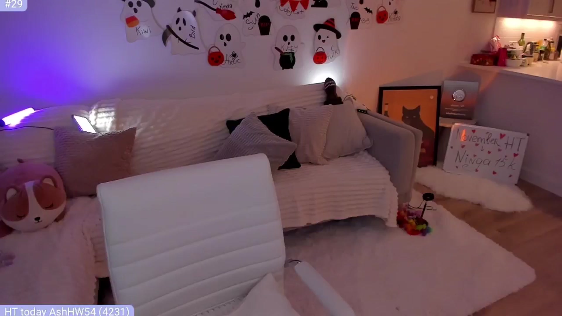 Gallery image thumbnail from Just_Vi's myfreecams stream on, 11/23/2025, 05:48 image 18 of 20