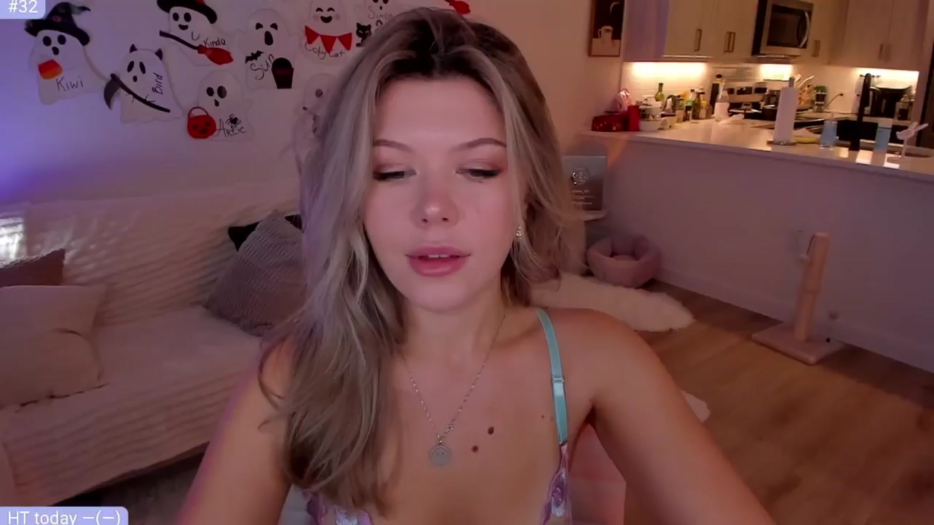 Gallery image thumbnail from Just_Vi's myfreecams stream on, 11/23/2025, 05:48 image 1 of 20