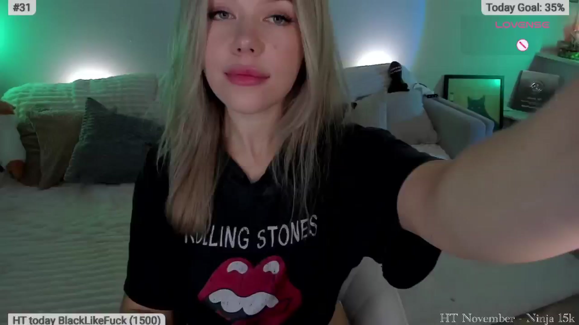 Gallery image thumbnail from Just_Vi's myfreecams stream on, 11/25/2025, 08:39 image 2 of 20