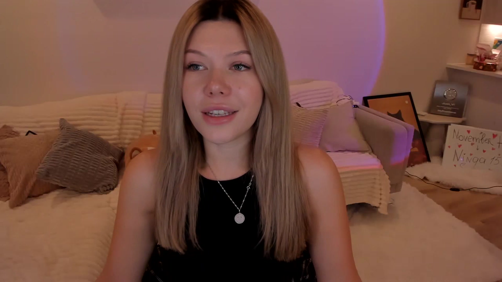 Gallery image thumbnail from Just_Vi's myfreecams stream on, 11/28/2025, 06:13 image 5 of 20