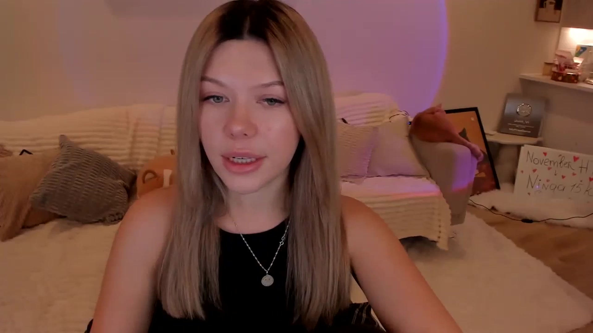 Gallery image thumbnail from Just_Vi's myfreecams stream on, 11/28/2025, 06:13 image 3 of 20