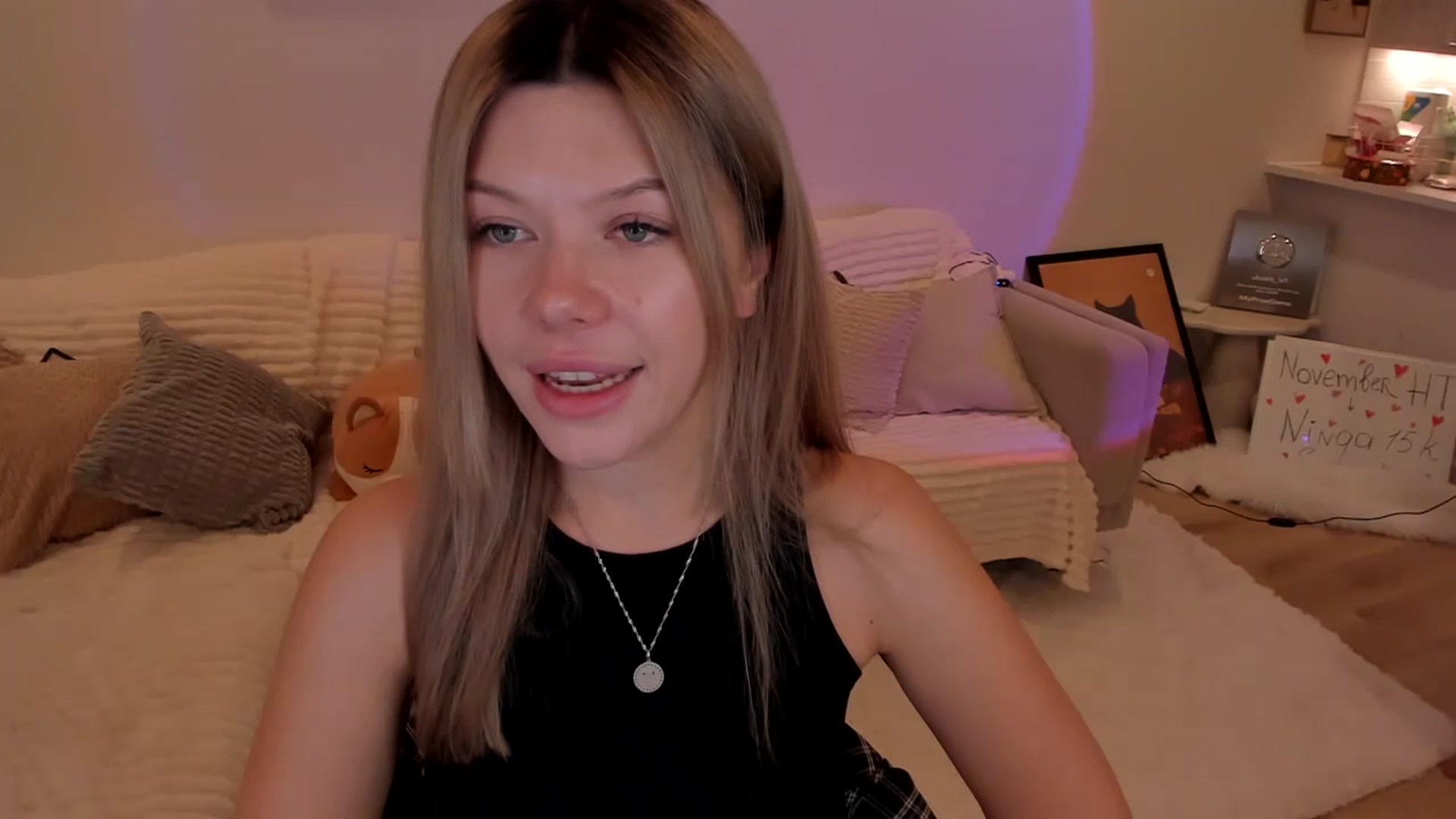 Gallery image thumbnail from Just_Vi's myfreecams stream on, 11/28/2025, 06:13 image 18 of 20