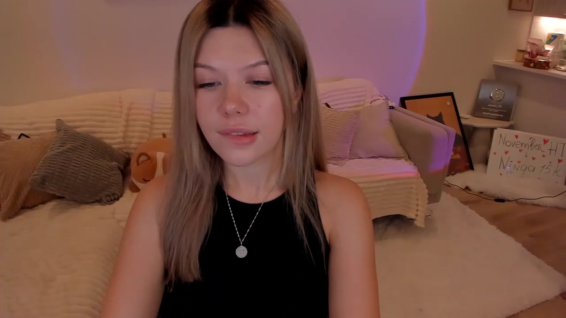 Gallery image thumbnail from Just_Vi's myfreecams stream on, 11/28/2025, 06:13 image 14 of 20