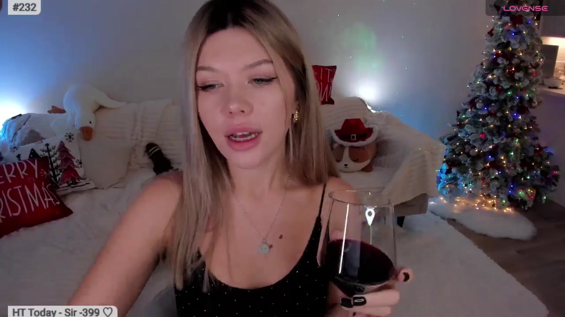 Gallery image thumbnail from Just_Vi's myfreecams stream on, 12/02/2025, 07:13 image 5 of 20