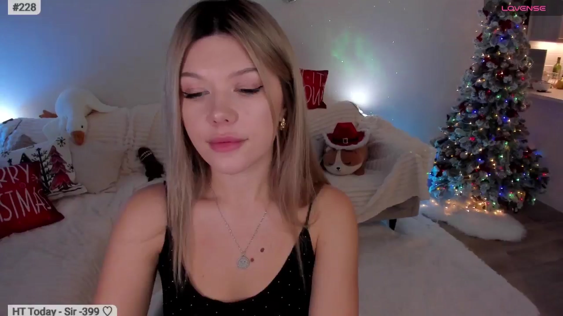Gallery image thumbnail from Just_Vi's myfreecams stream on, 12/02/2025, 07:13 image 6 of 20