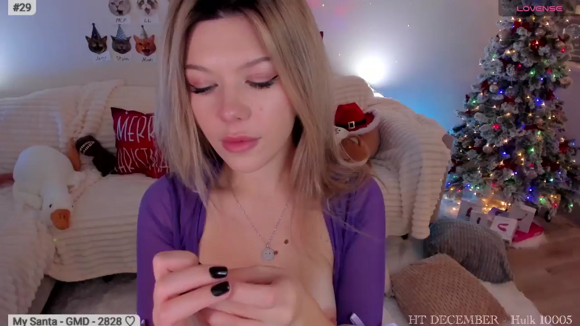Gallery image thumbnail from Just_Vi's myfreecams stream on, 12/04/2025, 07:38 image 17 of 20