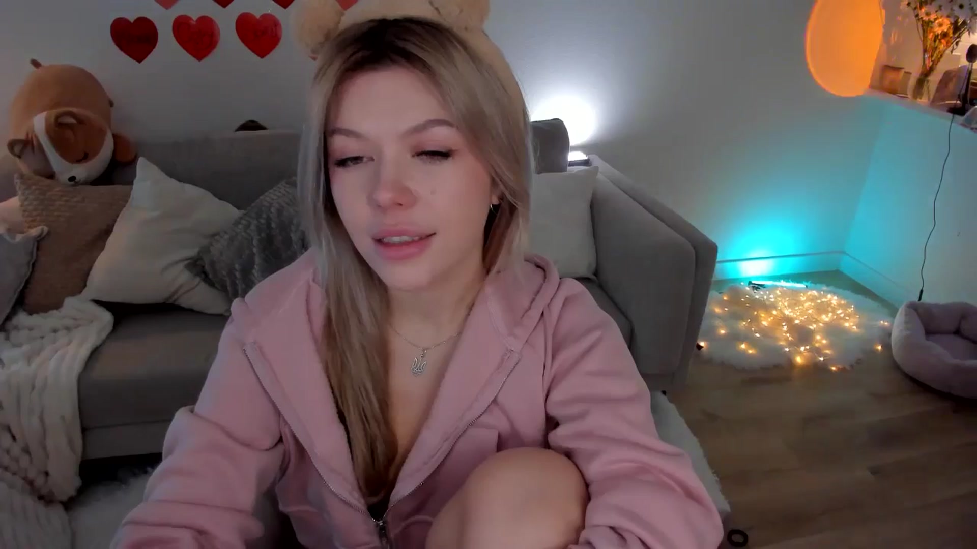 Gallery image thumbnail from Just_Vi's myfreecams stream on, 02/12/2026, 06:17 image 18 of 20