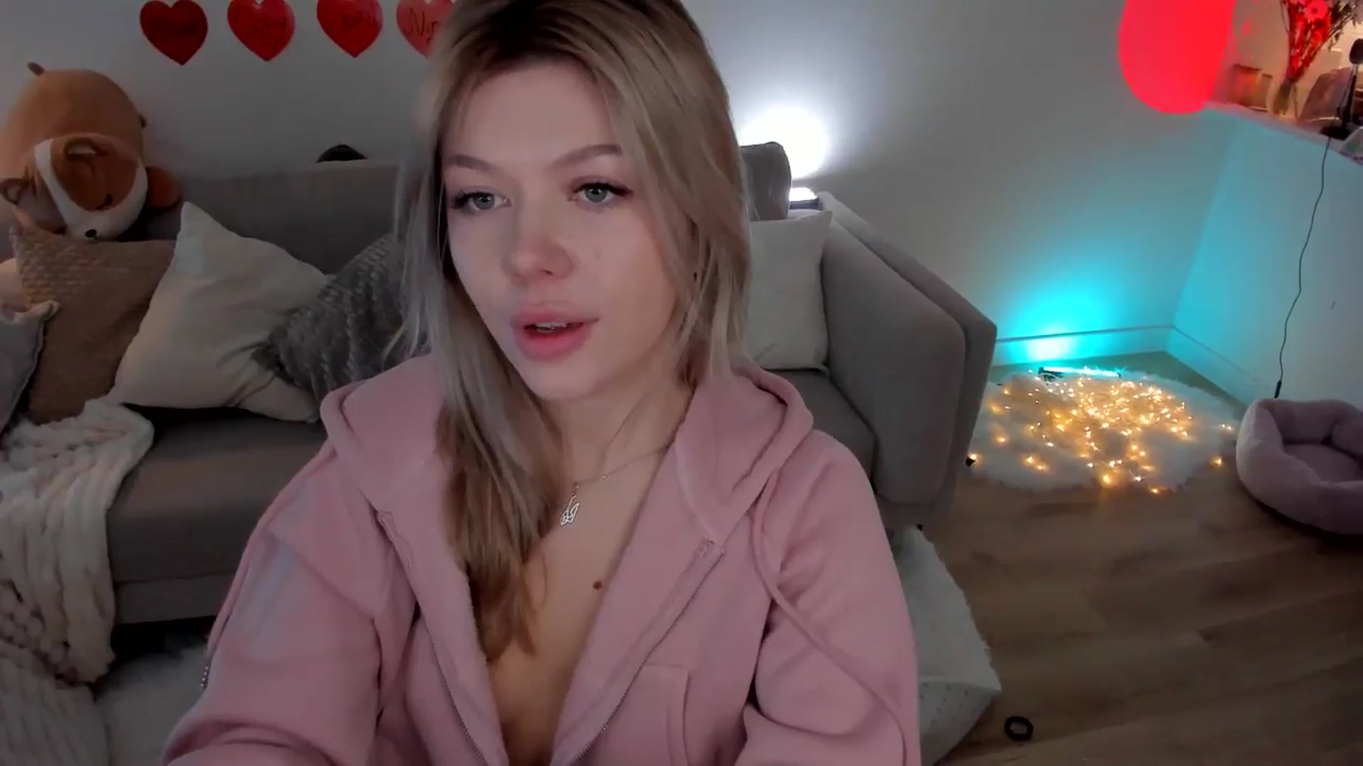 Gallery image thumbnail from Just_Vi's myfreecams stream on, 02/12/2026, 06:17 image 17 of 20