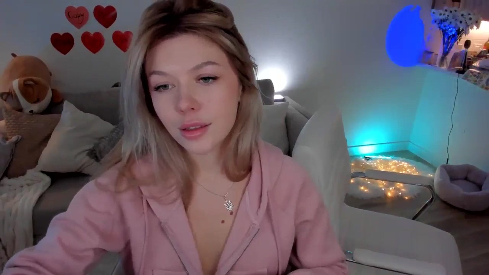 Gallery image thumbnail from Just_Vi's myfreecams stream on, 02/12/2026, 06:17 image 12 of 20