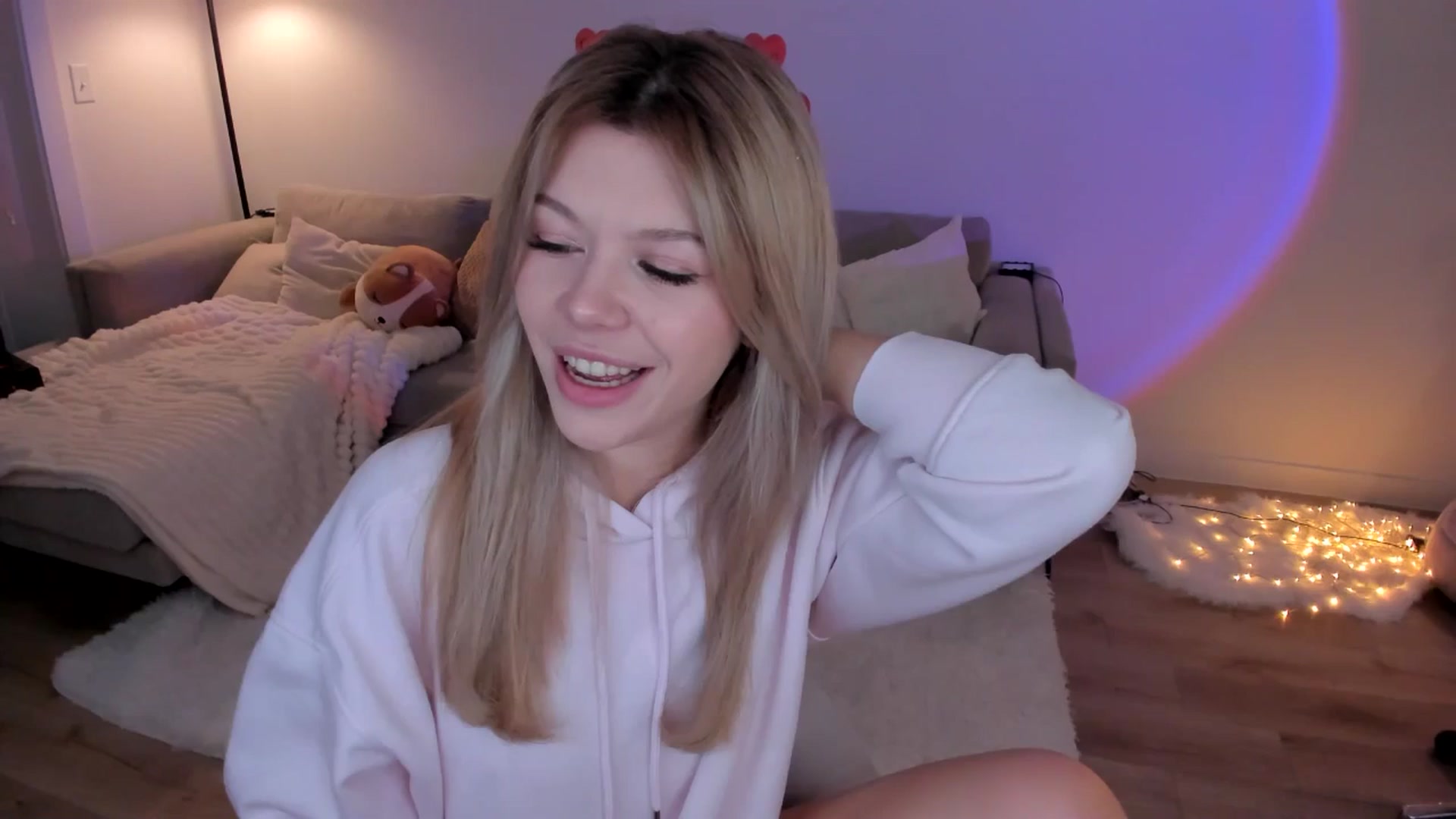 Gallery image thumbnail from Just_Vi's myfreecams stream on, 02/21/2026, 03:40 image 6 of 20