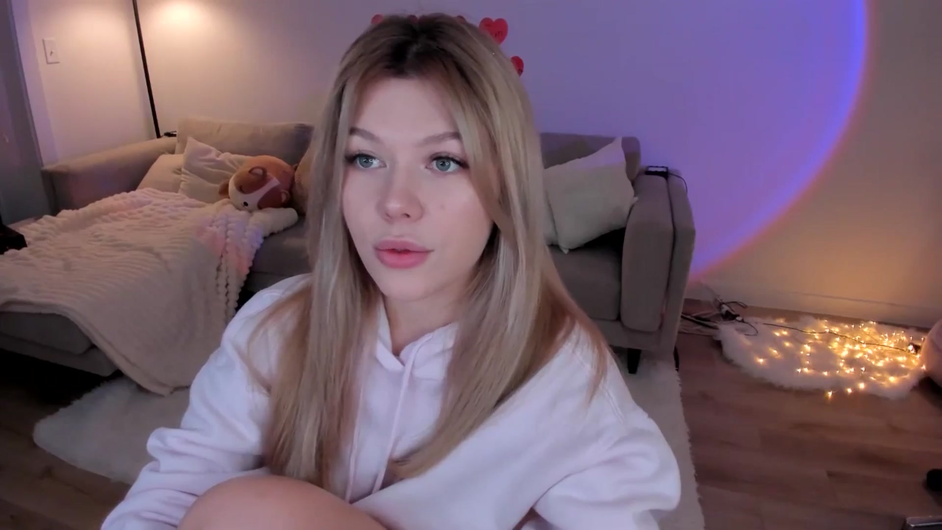 Gallery image thumbnail from Just_Vi's myfreecams stream on, 02/21/2026, 03:40 image 3 of 20