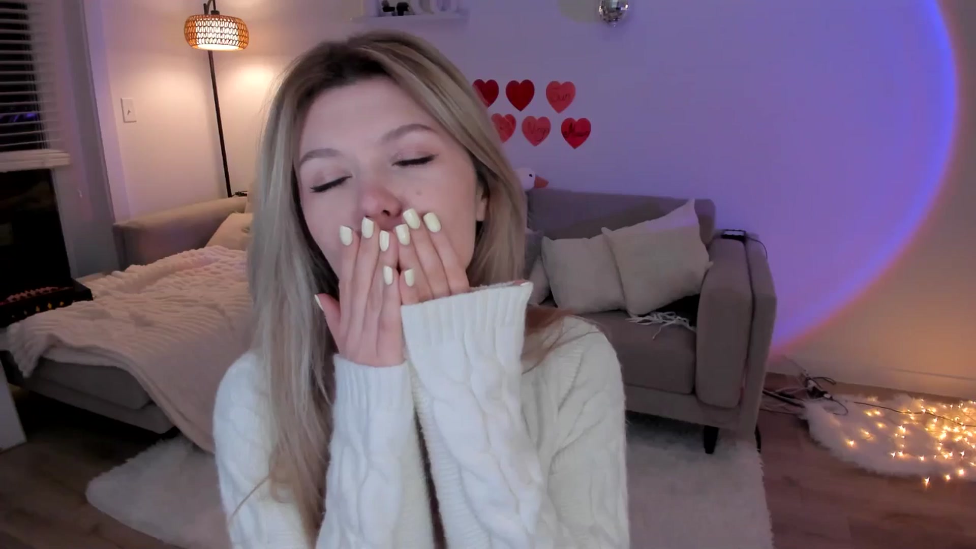 Gallery image thumbnail from Just_Vi's myfreecams stream on, 02/21/2026, 08:34 image 16 of 20