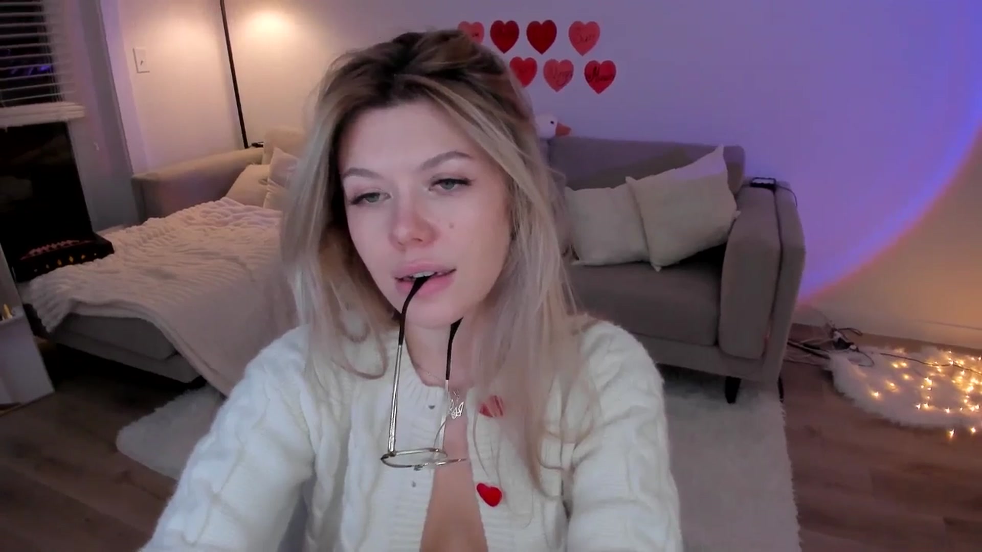 Gallery image thumbnail from Just_Vi's myfreecams stream on, 02/21/2026, 08:55 image 13 of 20