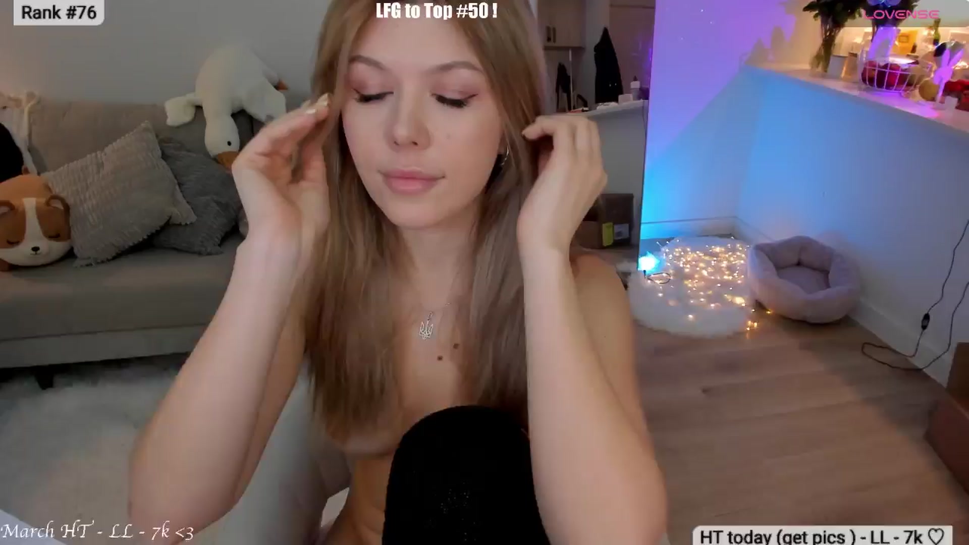 Gallery image thumbnail from Just_Vi's myfreecams stream on, 03/14/2026, 08:26 image 11 of 20